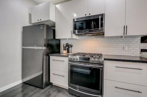 3955 Maple Grove Dr, Madison WI  53719-1842 exterior