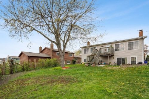 394 Yorkfield Ave, Elmhurst, IL 60126-5318