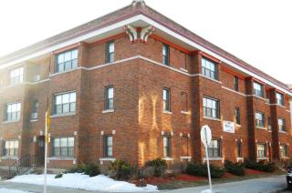 846 28th St, Milwaukee WI  53208-1206 exterior