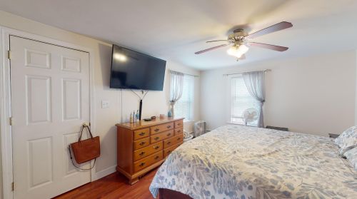 171 Village St, Concord NH 03303-4520 exterior