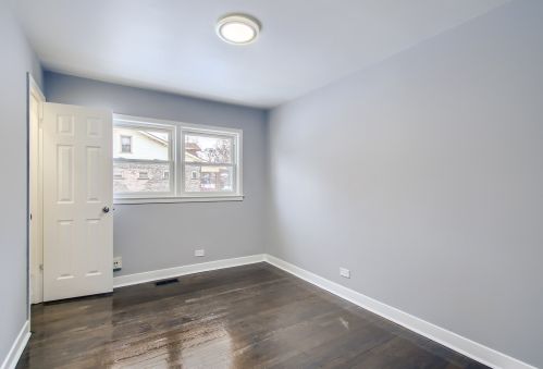 12101 Princeton Ave, Chicago, IL 60628-6515