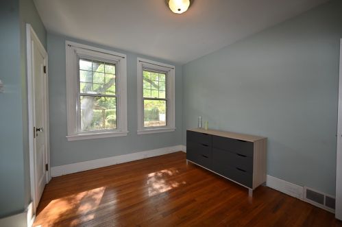 1122 King Ave, Pittsburgh PA 15206-1436 exterior