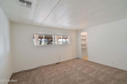 4884 Cashin Dr, Tucson AZ 85757-9461 exterior