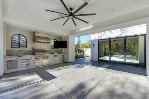 5263 Da Vinci Dr, Folsom CA 95762-5261 exterior