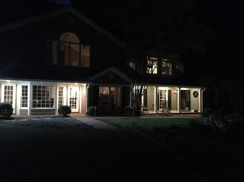 3611 Cloudland Dr, Atlanta GA 30327-2907 exterior