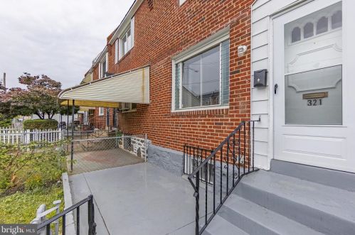 321 Mulberry St, Darby PA 19023-1718 exterior