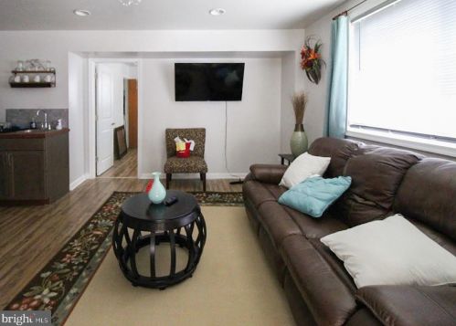 3713 Massachusetts Ave, Washington DC  20019-2943 exterior