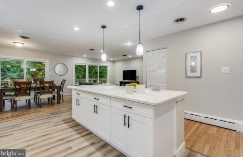 1633 Martha Ter, Rockville MD 20852-4133 exterior