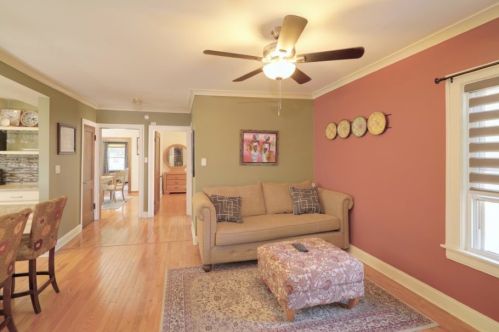 817 21 Ave, Broadview IL 60153-1236 exterior