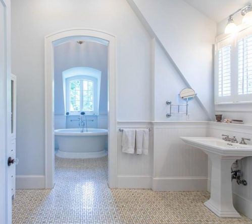 652 Cumberland Cir, Atlanta GA 30306-3203 exterior