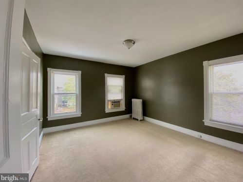 308 Cooper St, Camden NJ 08108-2223 exterior