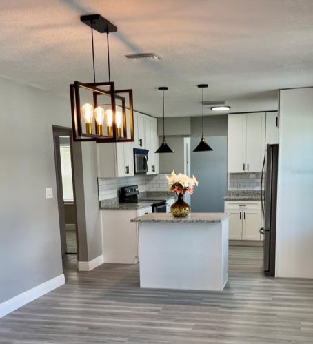 930 Goldwyn Ave, Orlando FL  32805-4304 exterior