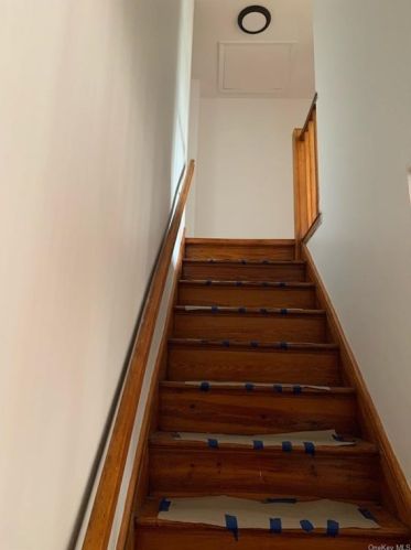 550 Bolton Ave, Bronx NY 10473-2903 exterior