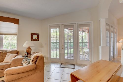 9911 Coronado Lake Dr, Boynton Beach FL 33437-5348 exterior