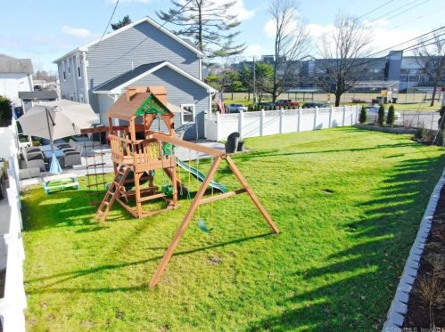 56 County St, Norwalk CT 06851-4315 exterior