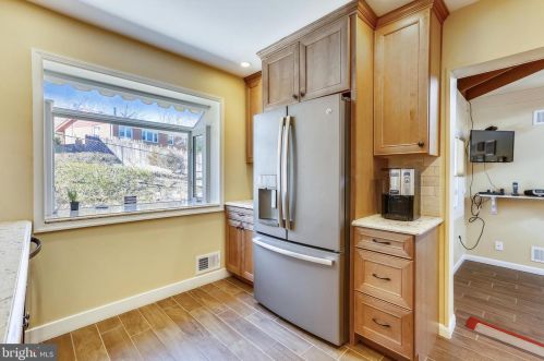 8 David Ct, Silver Spring MD exterior