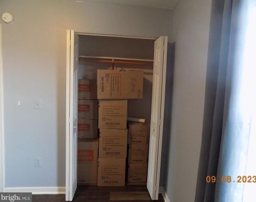 66 Prince St, Littlestown PA 17340-1323 exterior