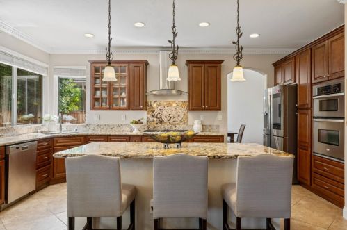 1014 Houston Cir, Folsom CA 95630-7653 exterior