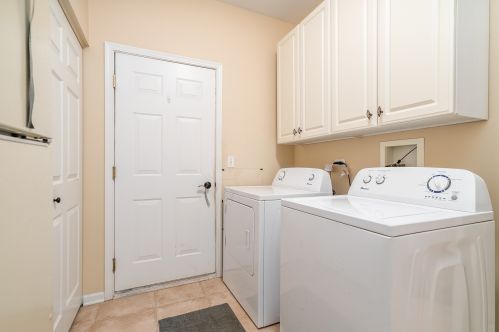 2921 Strauss Ct, Bull Valley IL 60098-8076 exterior