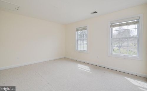 11801 Ambleside Dr, Rockville MD 20854-2109 exterior