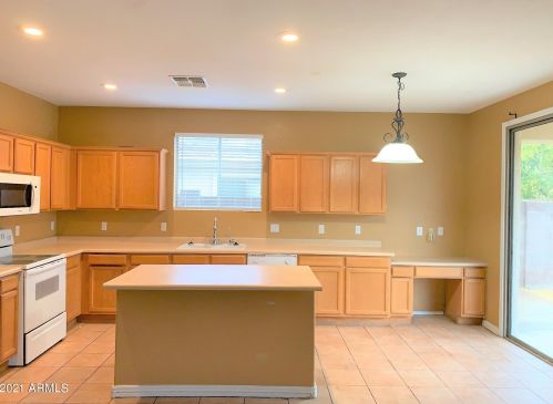 7309 38th Dr, Phoenix AZ  85041-6104 exterior