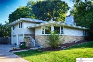 10314 Brookside Ln, Omaha, NE 68124-1840