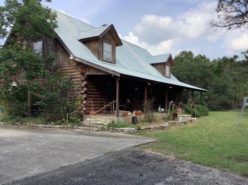 2055 Ridge Creek Ln, Spring Branch, TX 78163-2847