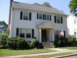 42 Eliot Ave, Newton, MA 02465-1711