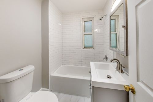 2947 Avers Ave, Chicago IL 60623-4543 exterior