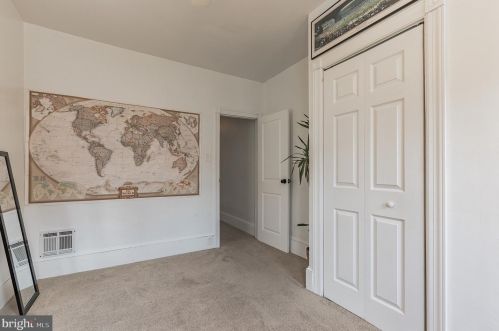 1638 Lawrence St, Philadelphia PA 19120-1859 exterior