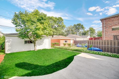 11151 Drake Ave, Chicago IL  60655-3512 exterior