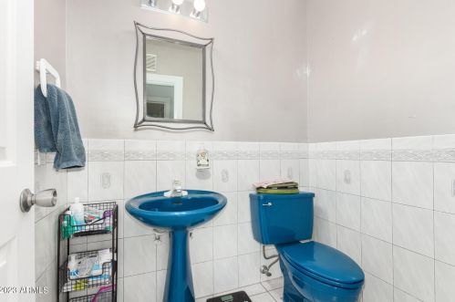 15254 12th St, Phoenix AZ  85022-3805 exterior