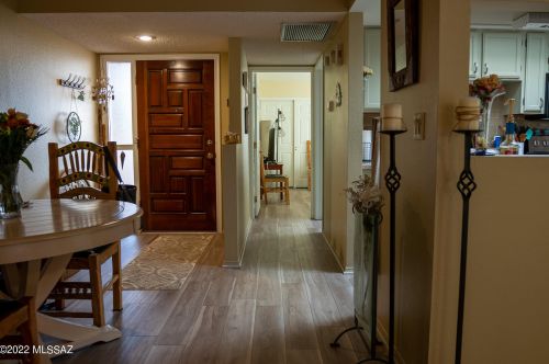 8738 Little Oak Ln, Tucson AZ 85704-0940 exterior