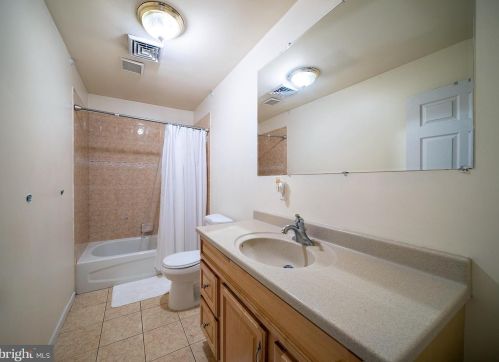 110 Franklin St, Trenton NJ 08610-6119 exterior