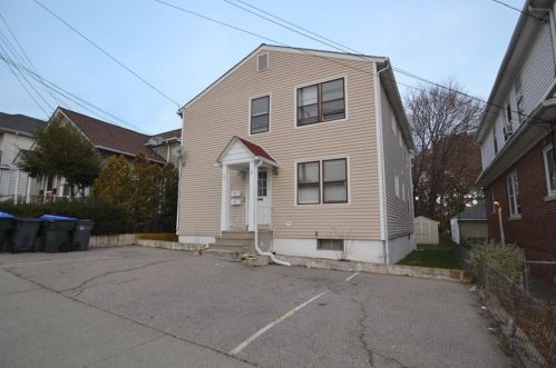 21 Commodore St, Providence RI  02904-2526 exterior
