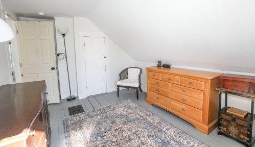 5 Perkins St, Concord NH 03301-4520 exterior