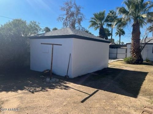 2041 16 Ave, Phoenix AZ 85021-5411 exterior