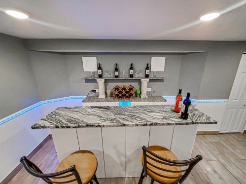 8029 Maplewood Ave, Chicago IL  60652-2807 exterior