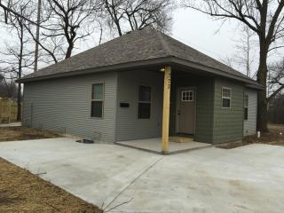 773 Kentwood Ave, Springfield MO  65802-3239 exterior