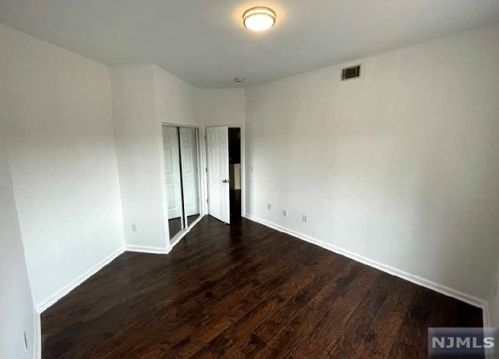 200 Paterson Plank Rd, Union City NJ 07087-3415 exterior