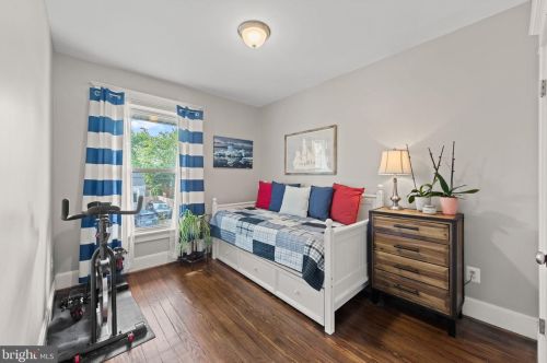 312 Raymond Ave, Alexandria VA 22301-1037 exterior