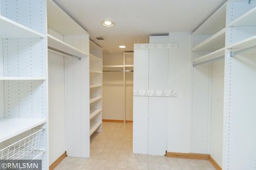 1907 Hampshire Ave, Saint Paul MN 55116-2401 exterior