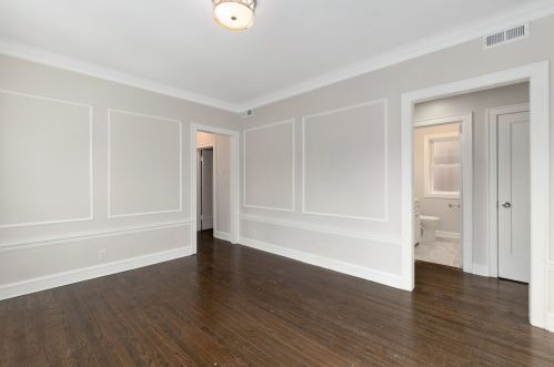 7259 Michigan Ave, Chicago IL 60637-4502 exterior