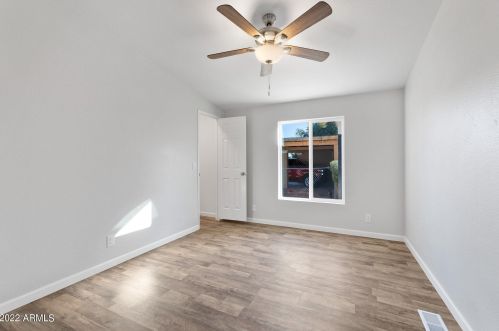 18042 3 St, Phoenix AZ 85004-2018 exterior