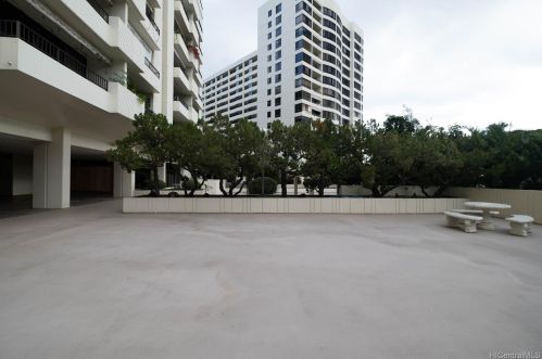 6750 Hawaii Kai Dr, Honolulu HI 96825-1566 exterior