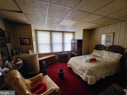 5807 Hazel Ave, Philadelphia PA 19143-1937 exterior