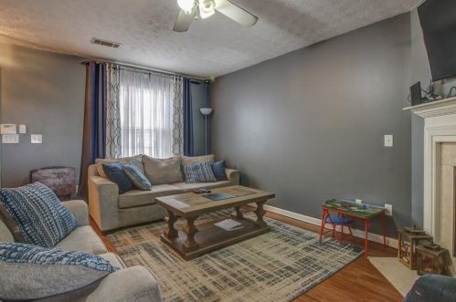 300 Lakeside Cir, Porterdale GA 30016-8850 exterior