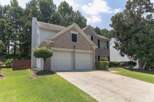 10940 Glenbarr Dr, Duluth, GA 30097-7878