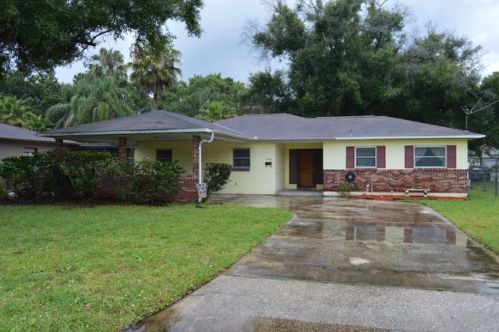 1801 Crawford St, Tampa FL  33614-3964 exterior