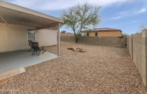 8446 Ramona Madera Ln, Tucson AZ  85747-5711 exterior